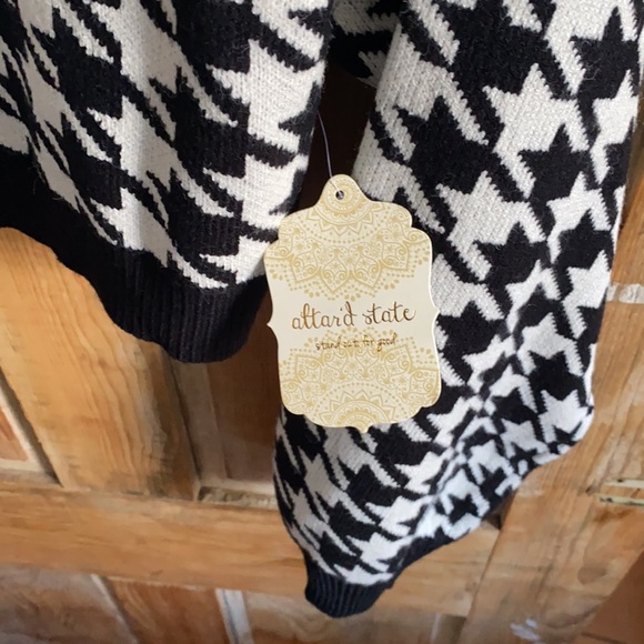 ALTAR'D STATE CROP SWEATER - Picture 4 of 6